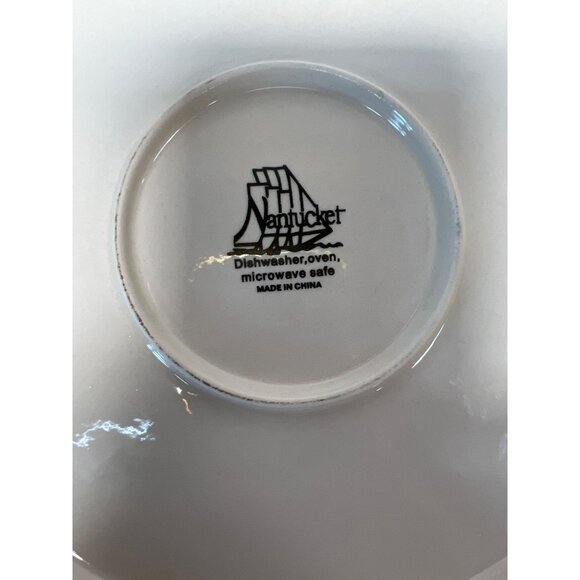 Ceramic Pie Dish Merry & Bright - 10-Inch Nantucket Oven Microwave Safe - Picture 3 of 4